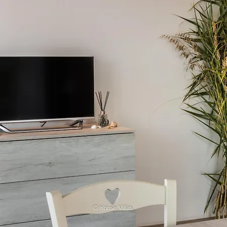 Elaia Bioglam Relais Apartment *